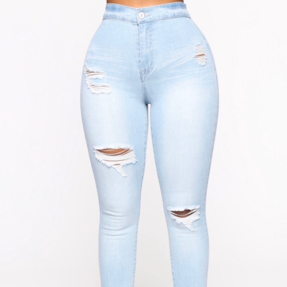 Size 3 Fashion Nova Skinny Jeans